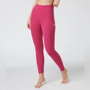 EUC Vuori All the Feels legging